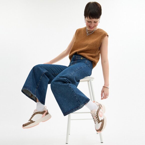 C275 Tech Runner In Signature Canvas - Picture 2 of 9